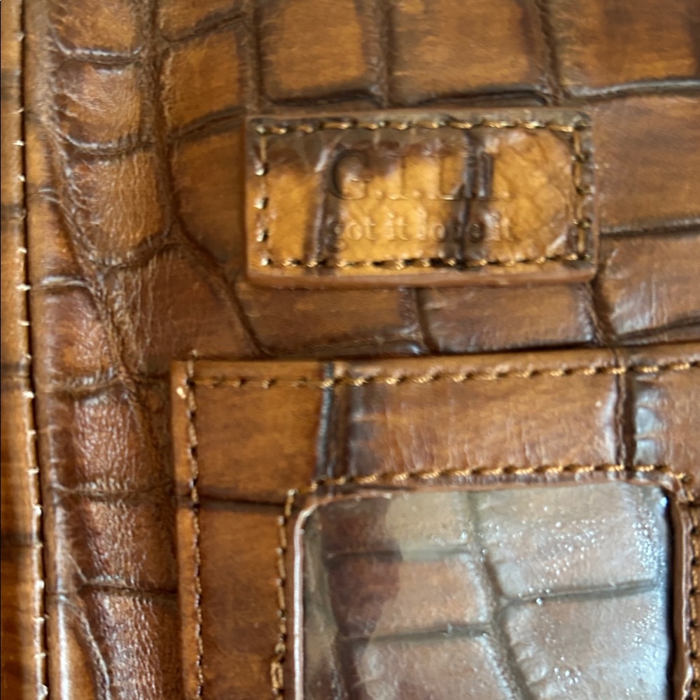 G.I.L.I. Brown Crocodile-Embossed leather Clutch - Picture 7 of 15